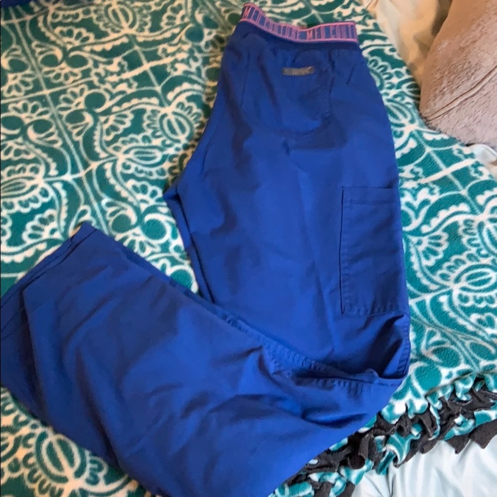 Scrub pants